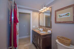 5 Bed Sleeps 12 With Water Views