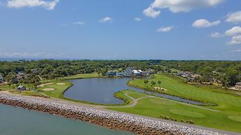 5 Bed Sleeps 12 With Water Views