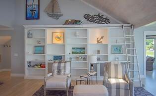 5 Bed Sleeps 12 With Water Views