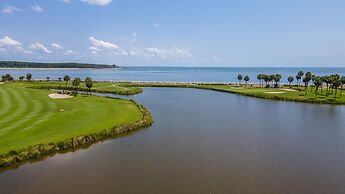 5 Bed Sleeps 12 With Water Views