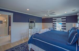 5 Bed Sleeps 12 With Water Views