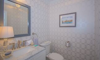 5 Bed Sleeps 12 With Water Views