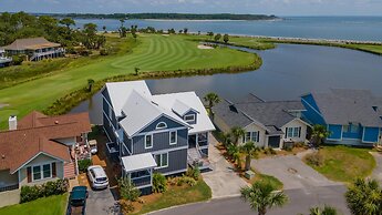 5 Bed Sleeps 12 With Water Views