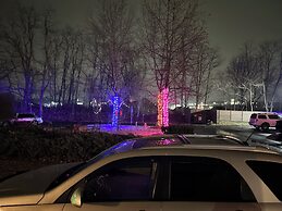 Inn of the Dove - Luxury Romantic Suites with Jacuzzi & Fireplace at H