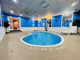 Inn of the Dove - Luxury Romantic Suites with Jacuzzi & Fireplace at H