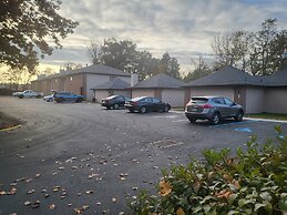 Inn of the Dove - Luxury Romantic Suites with Jacuzzi & Fireplace at H