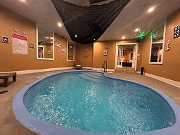 Inn of the Dove - Luxury Romantic Suites with Jacuzzi & Fireplace at H