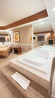 Inn of the Dove - Luxury Romantic Suites with Jacuzzi & Fireplace at H