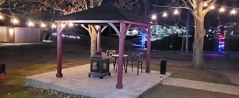 Inn of the Dove - Luxury Romantic Suites with Jacuzzi & Fireplace at H