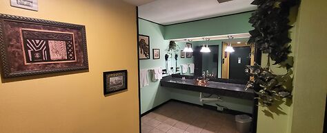 Inn of the Dove - Luxury Romantic Suites with Jacuzzi & Fireplace at H