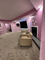 Inn of the Dove - Luxury Romantic Suites with Jacuzzi & Fireplace at H