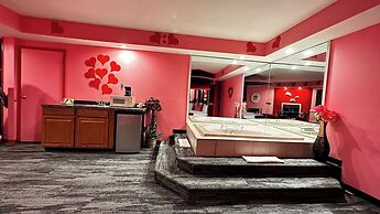 Inn of the Dove - Luxury Romantic Suites with Jacuzzi & Fireplace at H