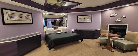 Inn of the Dove - Luxury Romantic Suites with Jacuzzi & Fireplace at H