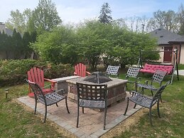 Inn of the Dove - Luxury Romantic Suites with Jacuzzi & Fireplace at H