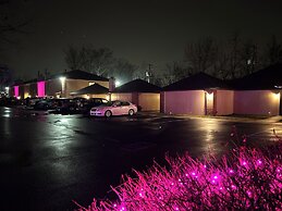 Inn of the Dove - Luxury Romantic Suites with Jacuzzi & Fireplace at H