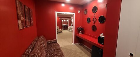 Inn of the Dove - Luxury Romantic Suites with Jacuzzi & Fireplace at H