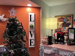 Inn of the Dove - Luxury Romantic Suites with Jacuzzi & Fireplace at H