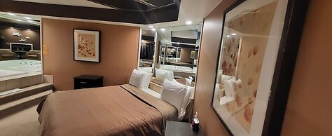 Inn of the Dove - Luxury Romantic Suites with Jacuzzi & Fireplace at H