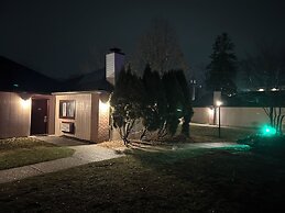 Inn of the Dove - Luxury Romantic Suites with Jacuzzi & Fireplace at H