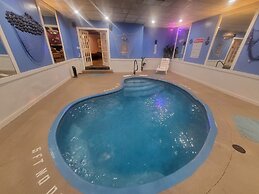 Inn of the Dove - Luxury Romantic Suites with Jacuzzi & Fireplace at H