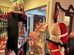 Inn of the Dove - Luxury Romantic Suites with Jacuzzi & Fireplace at H