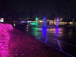 Inn of the Dove - Luxury Romantic Suites with Jacuzzi & Fireplace at H