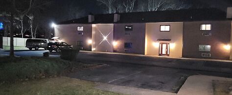 Inn of the Dove - Luxury Romantic Suites with Jacuzzi & Fireplace at H