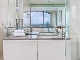 Circle on Cavill - Coastal Letting