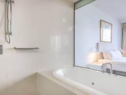 Circle on Cavill - Coastal Letting