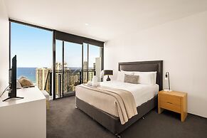 Circle on Cavill - Coastal Letting