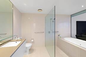 Circle on Cavill - Coastal Letting