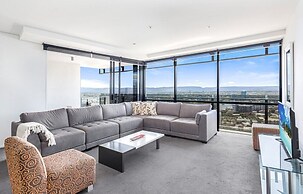 Circle on Cavill - Coastal Letting