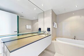 Circle on Cavill - Coastal Letting