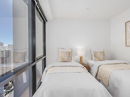 Circle on Cavill - Coastal Letting