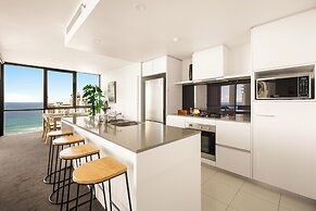 Circle on Cavill - Coastal Letting