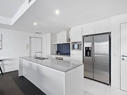 Circle on Cavill - Coastal Letting