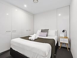 Circle on Cavill - Coastal Letting