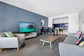 Circle on Cavill - Coastal Letting