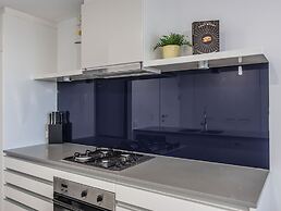 Circle on Cavill - Coastal Letting