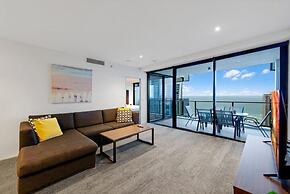 Circle on Cavill - Coastal Letting