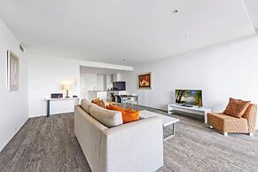 Circle on Cavill - Coastal Letting