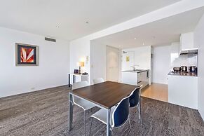 Circle on Cavill - Coastal Letting