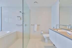 Circle on Cavill - Coastal Letting