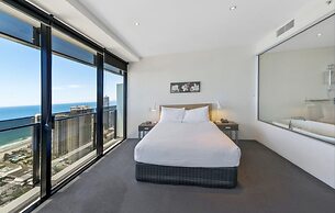 Circle on Cavill - Coastal Letting