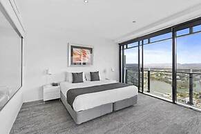 Circle on Cavill - Coastal Letting