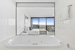 Circle on Cavill - Coastal Letting