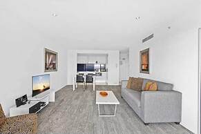 Circle on Cavill - Coastal Letting