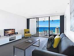 Circle on Cavill - Coastal Letting