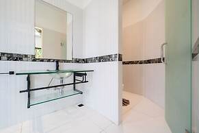 Grand Tropical Pool Villa Oxavia NaiHarn