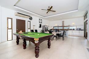 Grand Tropical Pool Villa Oxavia NaiHarn